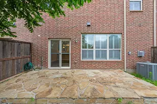 424 Hunt Dr, Lewisville, TX 75067 - Photo 19