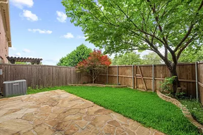 424 Hunt Drive, Lewisville, TX 75067 - Photo 17