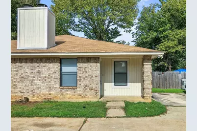 821 N Mesquite Street #B, Arlington, TX 76011 - Photo 1