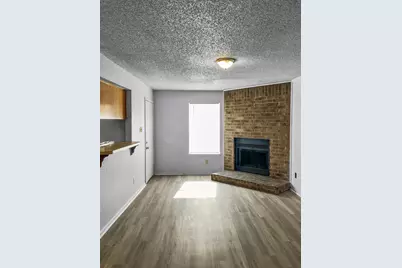 821 N Mesquite Street #B, Arlington, TX 76011 - Photo 7