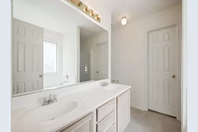 4528 Saint Francis Avenue, Dallas, TX 75227 - Photo 9