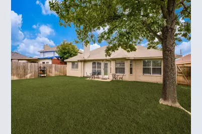 4528 Saint Francis Avenue, Dallas, TX 75227 - Photo 11