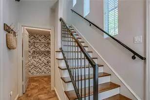 2100 N Fitzhugh Ave, Dallas, TX 75204 - Photo 29