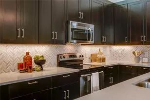 2100 N Fitzhugh Ave, Dallas, TX 75204 - Photo 11