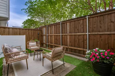 2100 N Fitzhugh Avenue #H, Dallas, TX 75204 - Photo 31