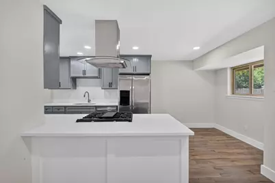 913 Russell Lane, Bedford, TX 76022 - Photo 5