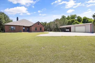 425 Indian Mountain Court, Granbury, TX 76048 - Photo 23