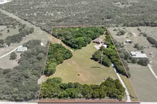 425 Indian Mountain Ct, Granbury, TX 76048 - Photo 39