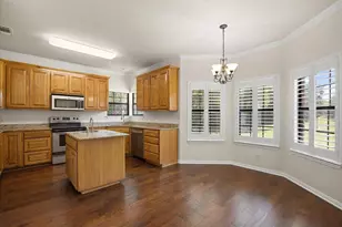 425 Indian Mountain Ct, Granbury, TX 76048 - Photo 13
