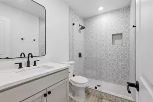 105 Wellesley Dr, Irving, TX 75062 - Photo 31