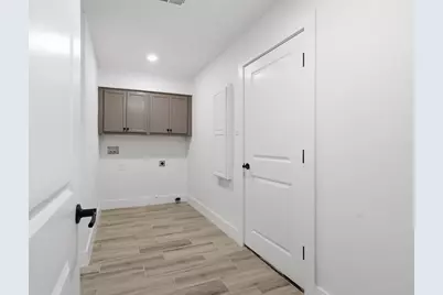 105 Wellesley Drive, Irving, TX 75062 - Photo 37