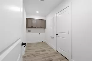 105 Wellesley Dr, Irving, TX 75062 - Photo 37