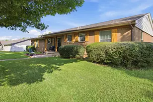 1609 Comanche Trail, Garland, TX 75043 - Photo 3