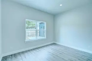 11535 Strand St, Dallas, TX 75218 - Photo 11