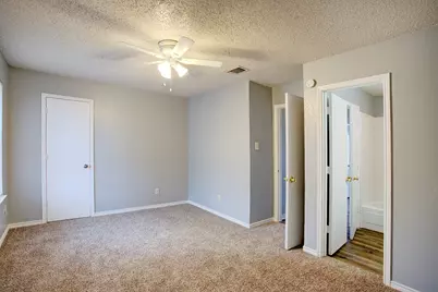 313 Queens Court S #B, Mansfield, TX 76063 - Photo 15