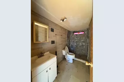 2213 Pedernales Court, Granbury, TX 76048 - Photo 15