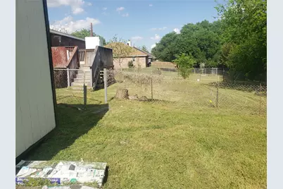 2213 Pedernales Court, Granbury, TX 76048 - Photo 25
