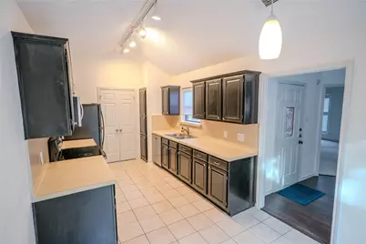 4048 La Costa Court, Irving, TX 75038 - Photo 7