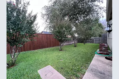 2466 Channing Drive, Grand Prairie, TX 75052 - Photo 25