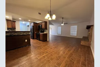 2466 Channing Drive, Grand Prairie, TX 75052 - Photo 7