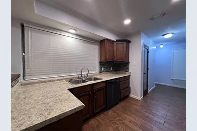2466 Channing Drive, Grand Prairie, TX 75052 - Photo 9