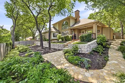 2962 Woodland Hills Drive, Grapevine, TX 76051 - Photo 13