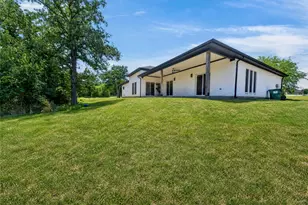 4013 Legend Trl, Granbury, TX 76049 - Photo 27