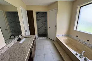 2122 Rainwood Ct, Arlington, TX 76017 - Photo 11