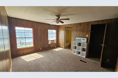 413 Lakeview Trail, Weatherford, TX 76087 - Photo 9