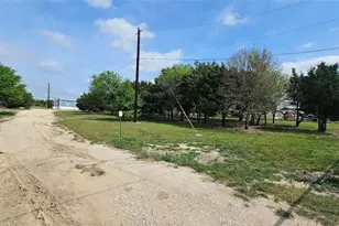 413 Lakeview Trail, Weatherford, TX 76087 - Photo 3