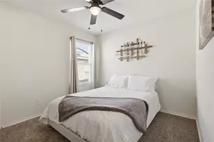 945 Alton Dr, Aubrey, TX 76227 - Photo 17