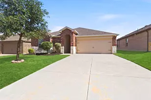 945 Alton Dr, Aubrey, TX 76227 - Photo 27