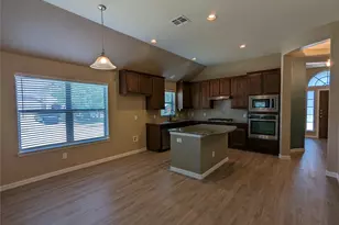 2904 Cattle Baron Dr, Little Elm, TX 75068 - Photo 9