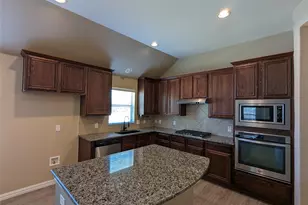 2904 Cattle Baron Dr, Little Elm, TX 75068 - Photo 5