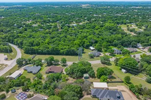 3625 4 Trees Dr, Weatherford, TX 76087 - Photo 39