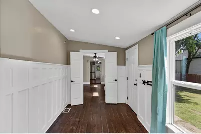 715 W Munson Street, Denison, TX 75020 - Photo 7