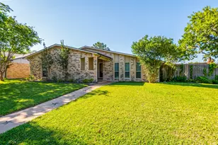 2200 Marble Falls Dr, Carrollton, TX 75007 - Photo 1