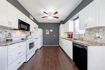 115 Dolly Drive, Mabank, TX 75156 - Photo 5