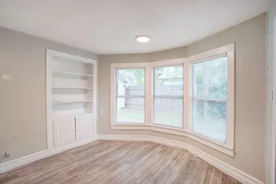 1005 N Buffalo Avenue, Cleburne, TX 76033 - Photo 7