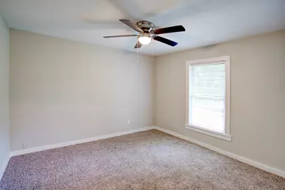 1005 N Buffalo Avenue, Cleburne, TX 76033 - Photo 13