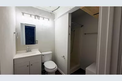 2501 S Harwood Street #6, Dallas, TX 75215 - Photo 5