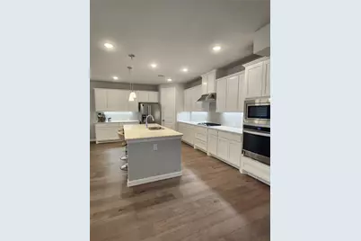3905 Lady Bettye Drive, Lewisville, TX 75056 - Photo 3