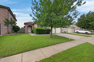 1628 Birds Eye Rd, Fort Worth, TX 76177 - Photo 3