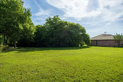 513 Spring Meadow Street, Stephenville, TX 76401 - Photo 9
