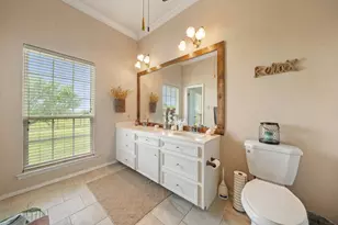 404 Fm 1566 W, Wolfe City, TX 75496 - Photo 19