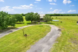 404 Fm 1566 W, Wolfe City, TX 75496 - Photo 27