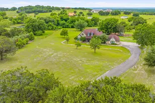 1914 Bentwater Pkwy, Granbury, TX 76049 - Photo 9