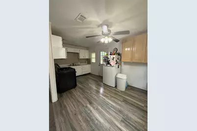 1006 Bishop Street, Commerce, TX 75428 - Photo 7