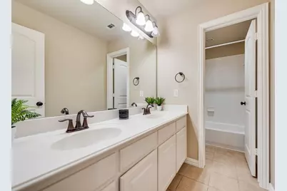 300 Perkins Drive, Lantana, TX 76226 - Photo 23