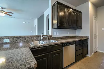 4709 Sleepy Meadows Drive, Fort Worth, TX 76244 - Photo 11